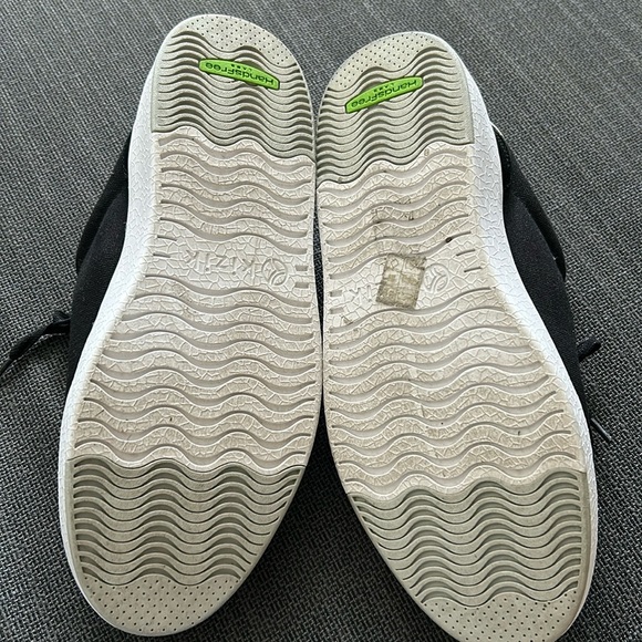 Kizik black Shoes / Sneakers 9.5 - Picture 3 of 8